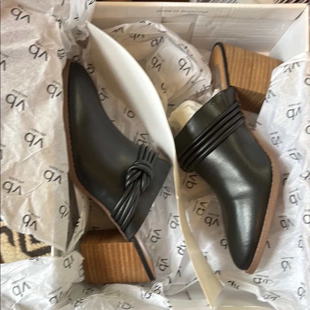 Dolce Vita- Tabitha Black Faux Leather Women's Mules - Picture 2 of 3
